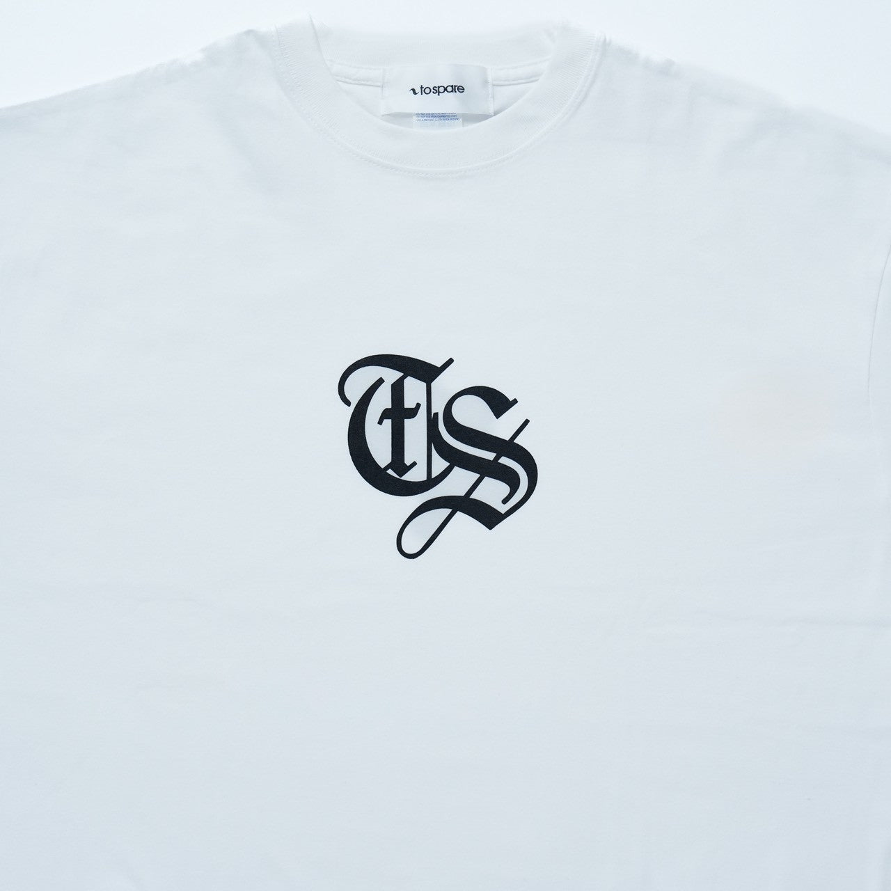 OLD ENGLISH LOGO L/S TEE 1.1(WHITE)