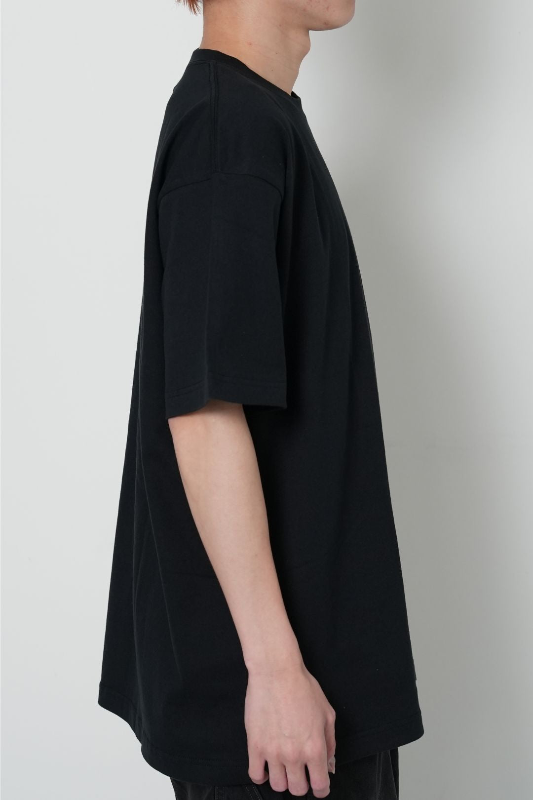 PLANE LOGO TEE（BLACK）