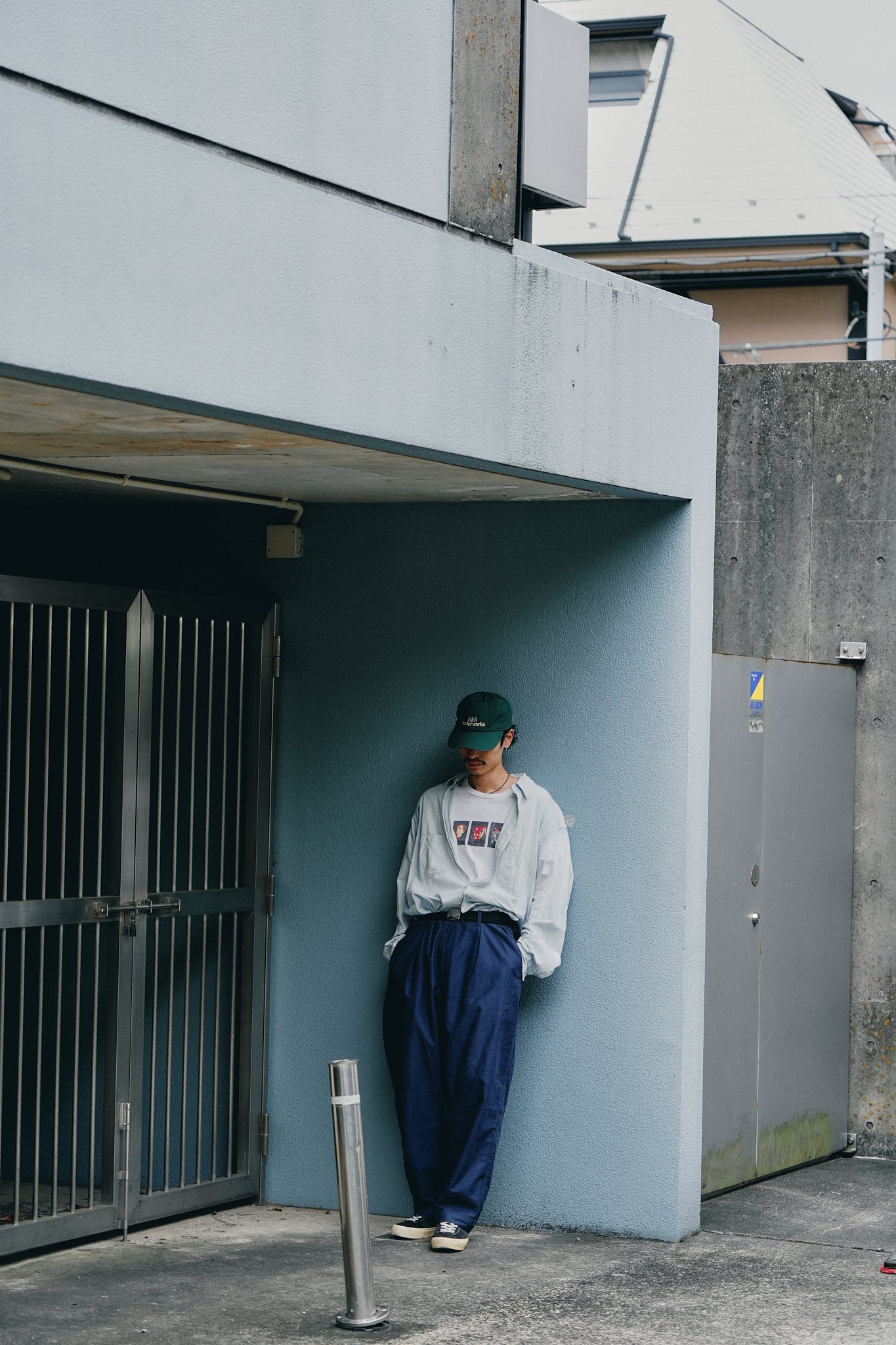 STANDARD CHINO TROUSERS（NAVY）