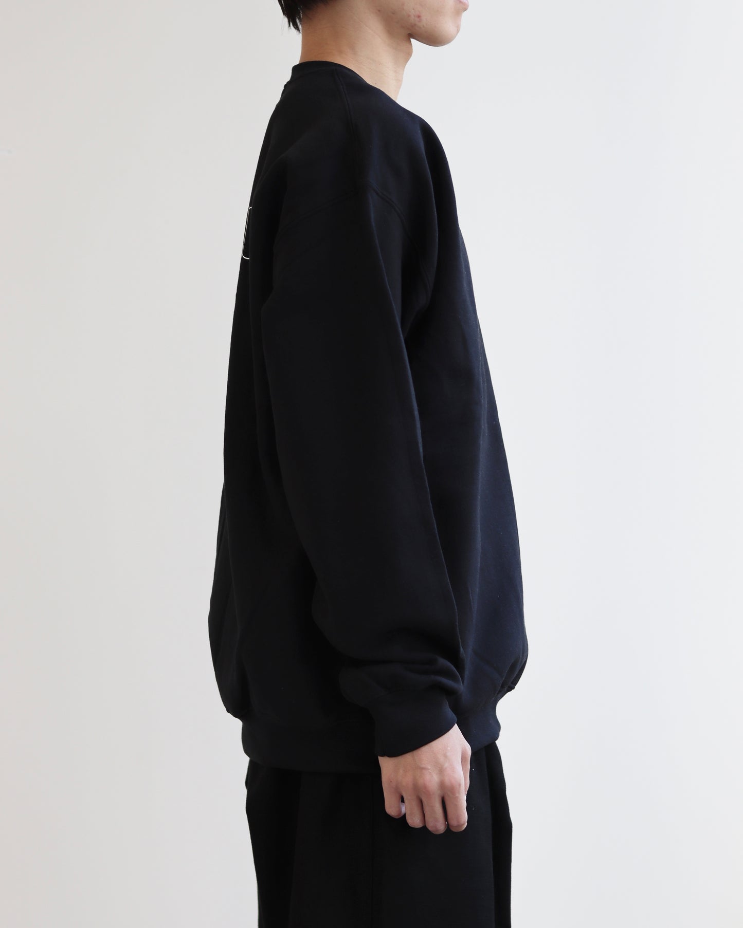 TAGGING LOGO SWEAT（BLACK）