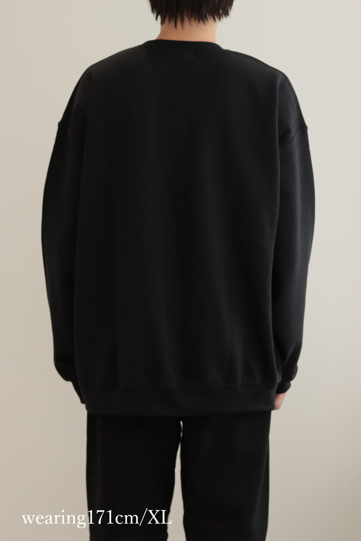 OLD ENGLISH LOGO SWEAT（BLACK）