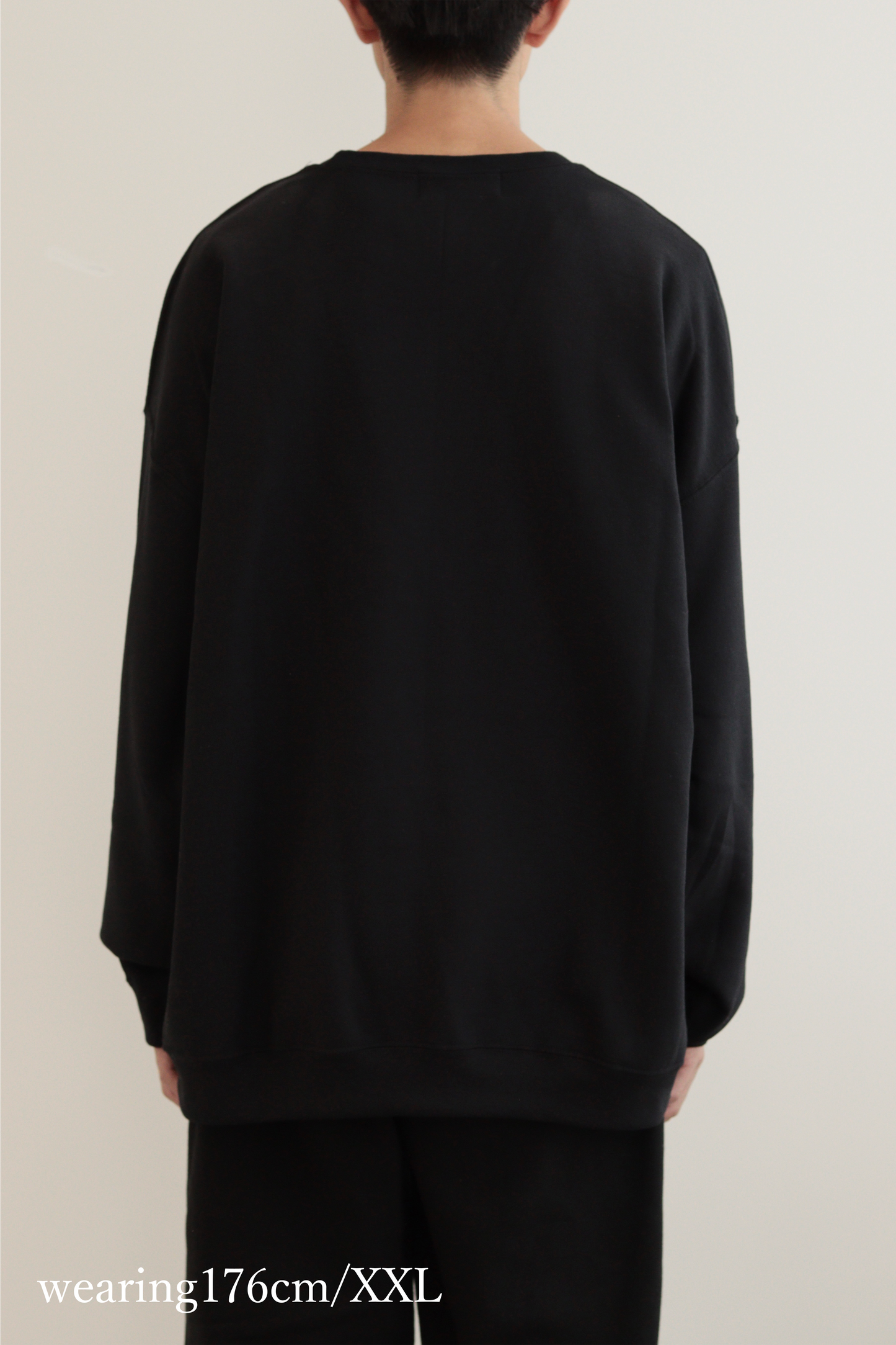 OLD ENGLISH LOGO SWEAT（BLACK）