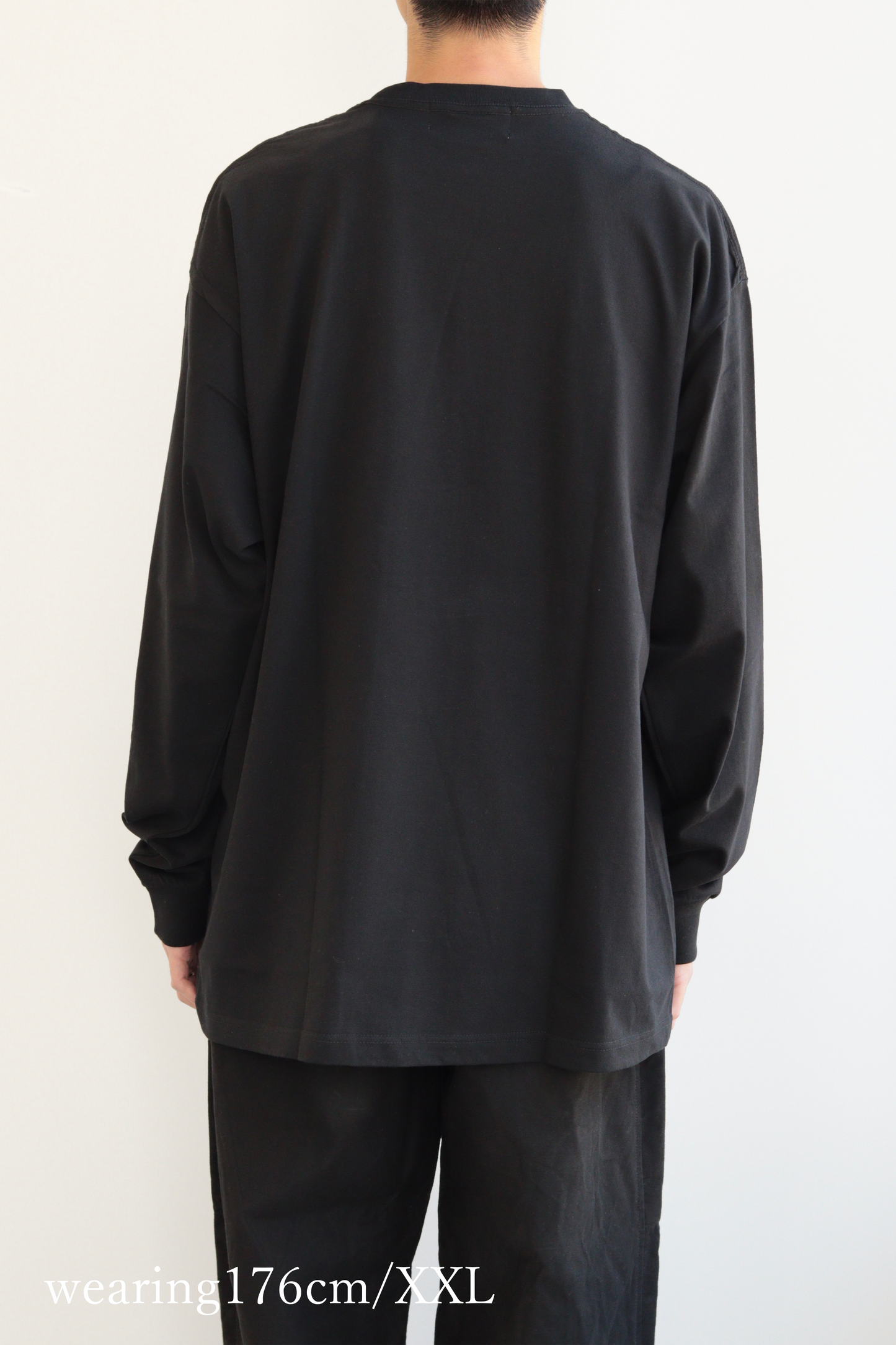 OLD ENGLISH LOGO L/S TEE（BLACK）