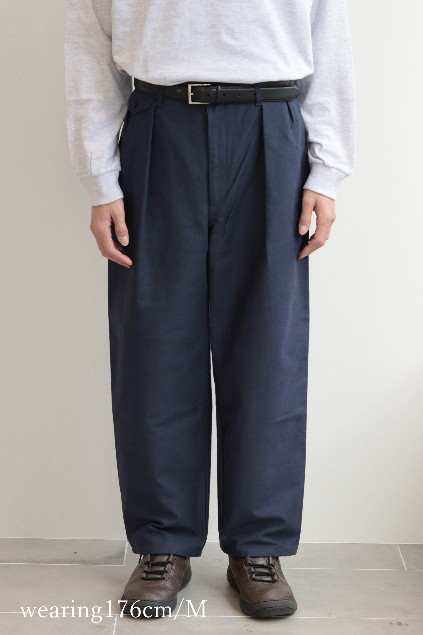 STANDARD CHINO TROUSERS（NAVY）
