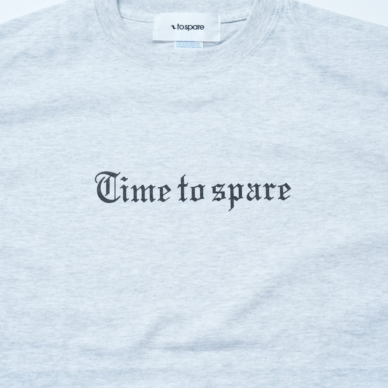 OLD ENGLISH LOGO L/S TEE（ASH）