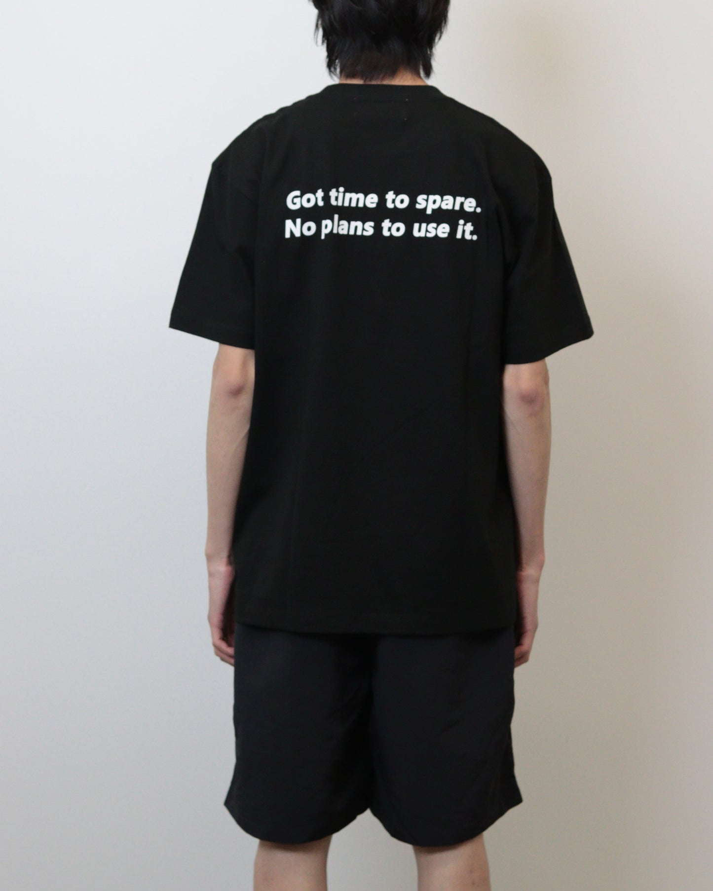 EMBLEM LOGO TEE（BLACK）