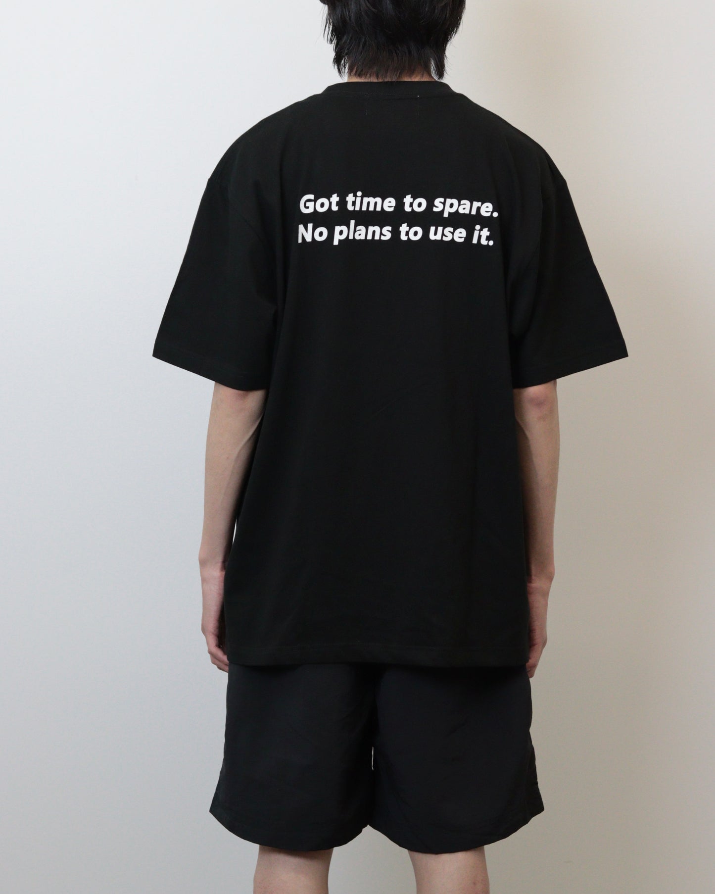 EMBLEM LOGO TEE（BLACK）