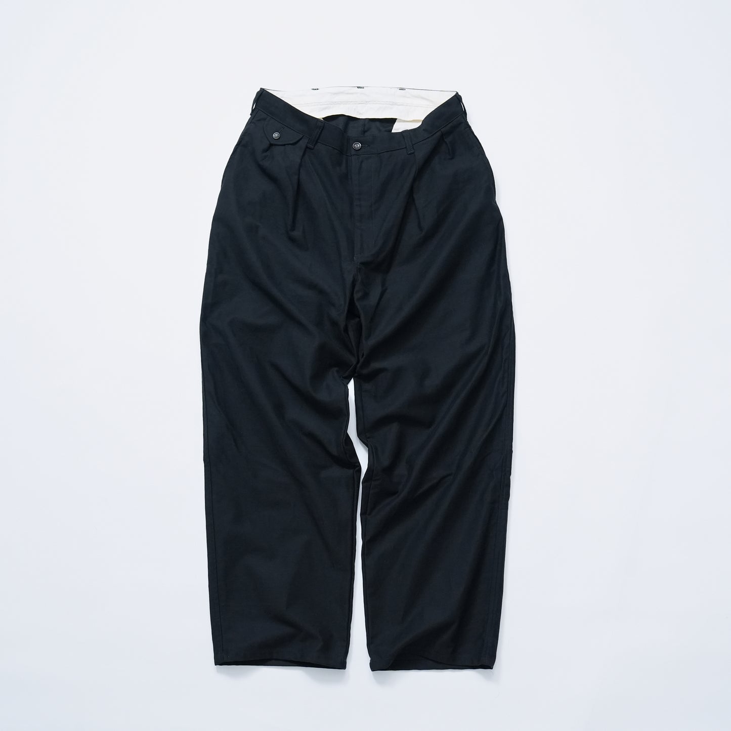 STANDARD CHINO TROUSERS（BLACK）