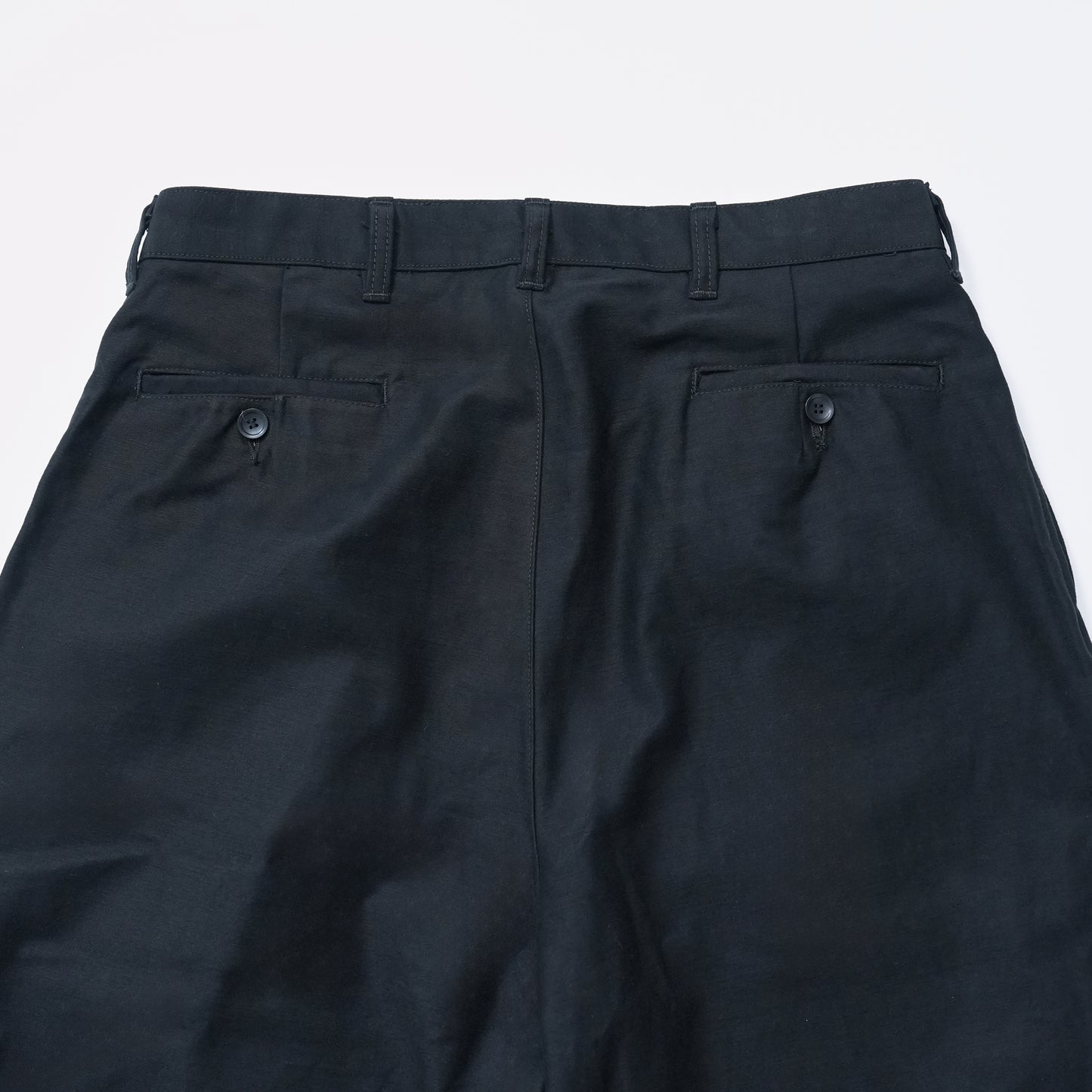 STANDARD CHINO TROUSERS（BLACK）